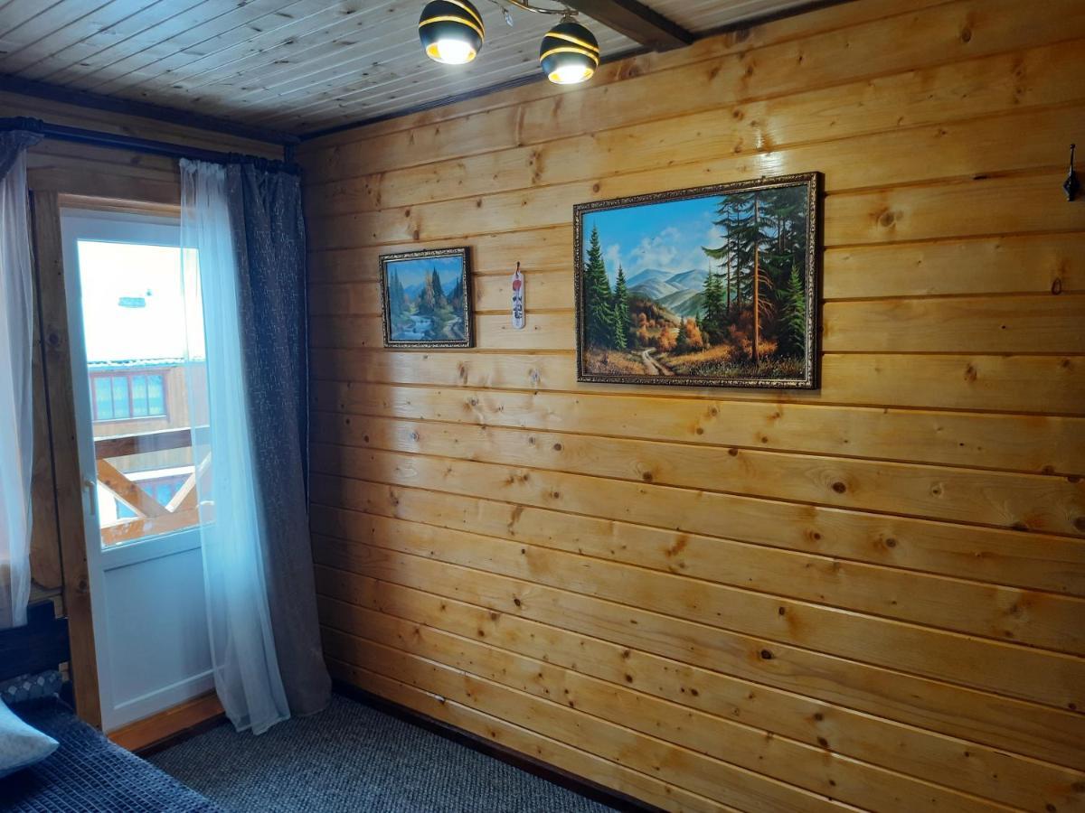 Котедж "Смерековий Затишок" Vorochta Buitenkant foto