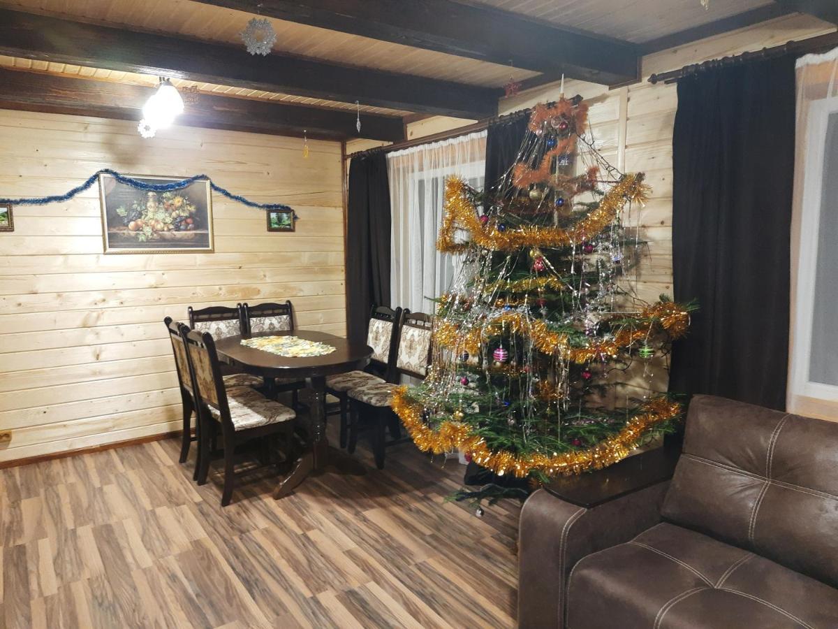 Котедж "Смерековий Затишок" Vorochta Buitenkant foto